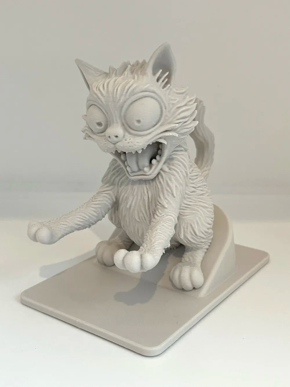 Crazy Cat Cellphone/Tablet Holder Stand